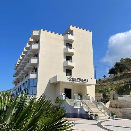 Hotel Ferrara Durrës Exteriör bild