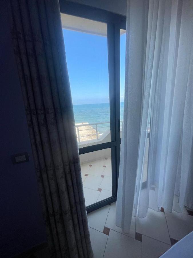 Hotel Ferrara Durrës Exteriör bild