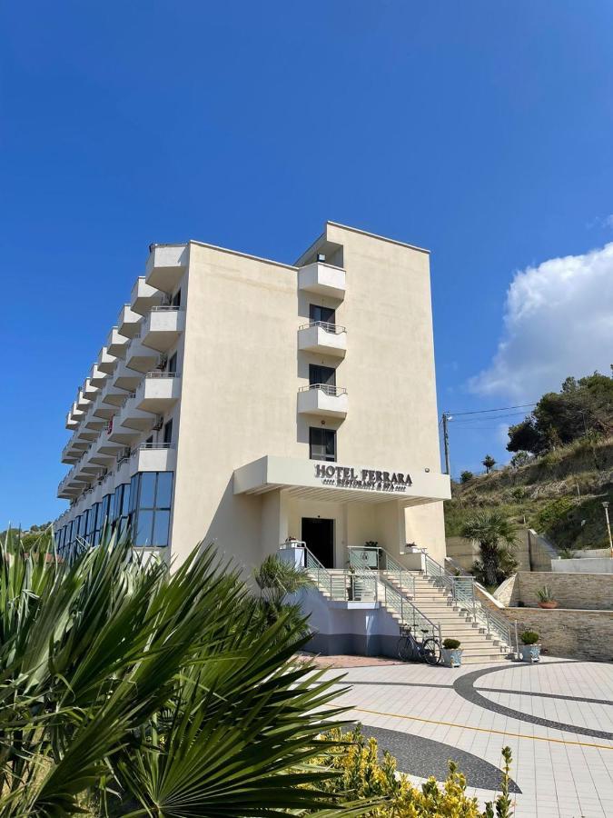 Hotel Ferrara Durrës Exteriör bild