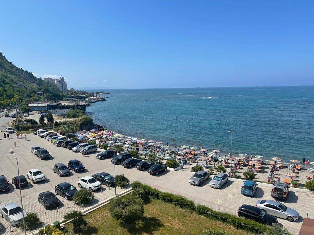 Hotel Ferrara Durrës Exteriör bild